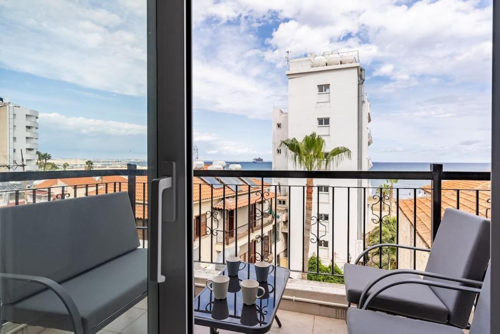 Must Stay - Finikoudes Seaview Larnaca Zewnętrze zdjęcie