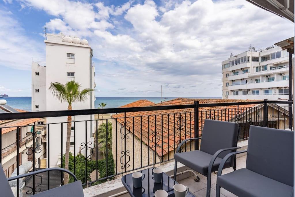 Must Stay - Finikoudes Seaview Larnaca Zewnętrze zdjęcie