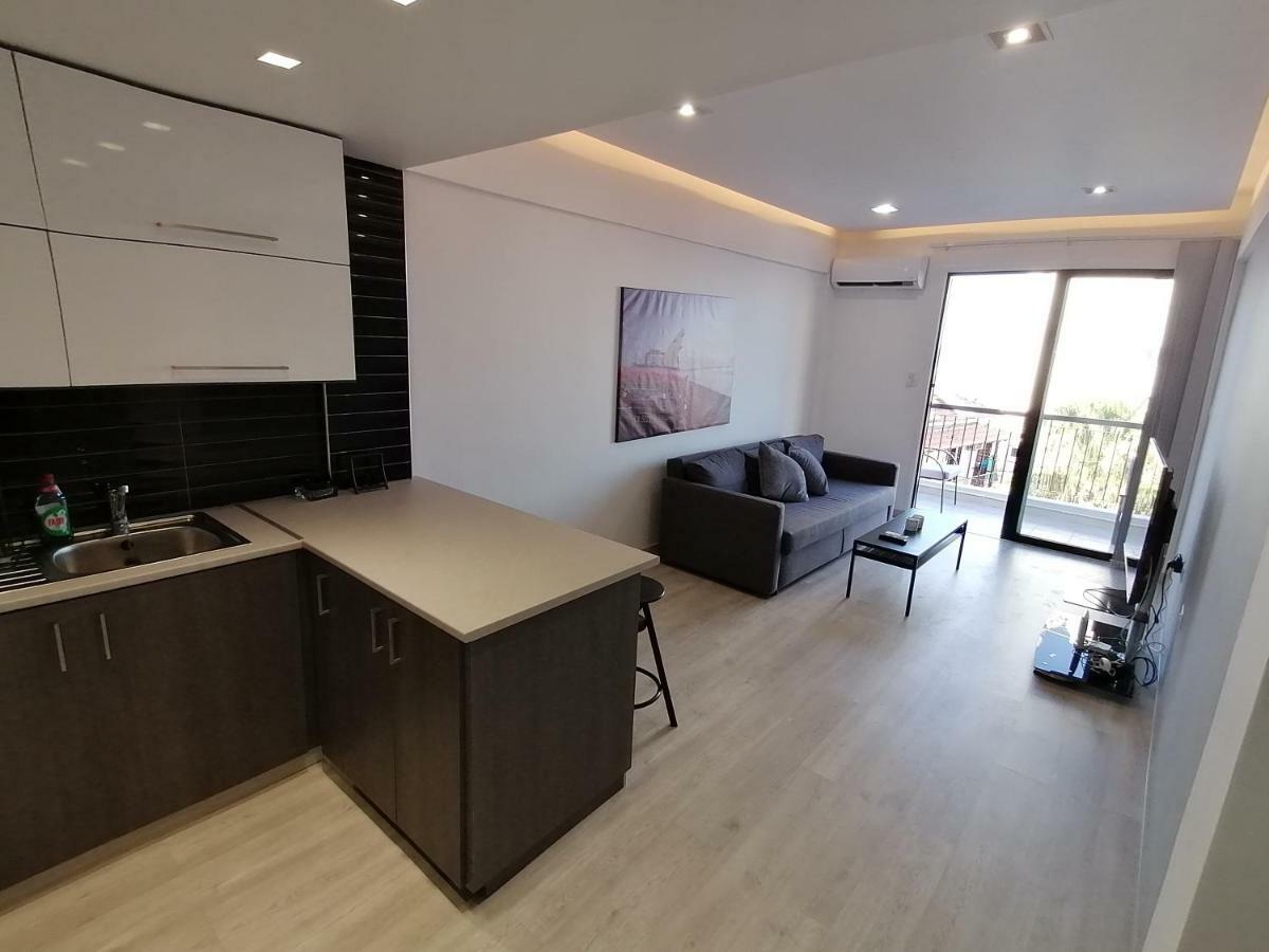 Must Stay - Finikoudes Seaview Larnaca Zewnętrze zdjęcie