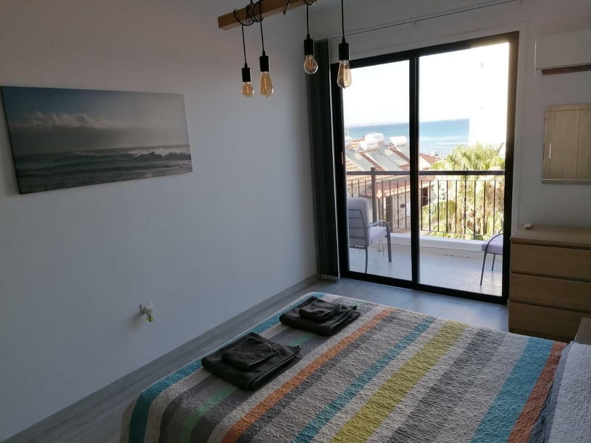 Must Stay - Finikoudes Seaview Larnaca Zewnętrze zdjęcie
