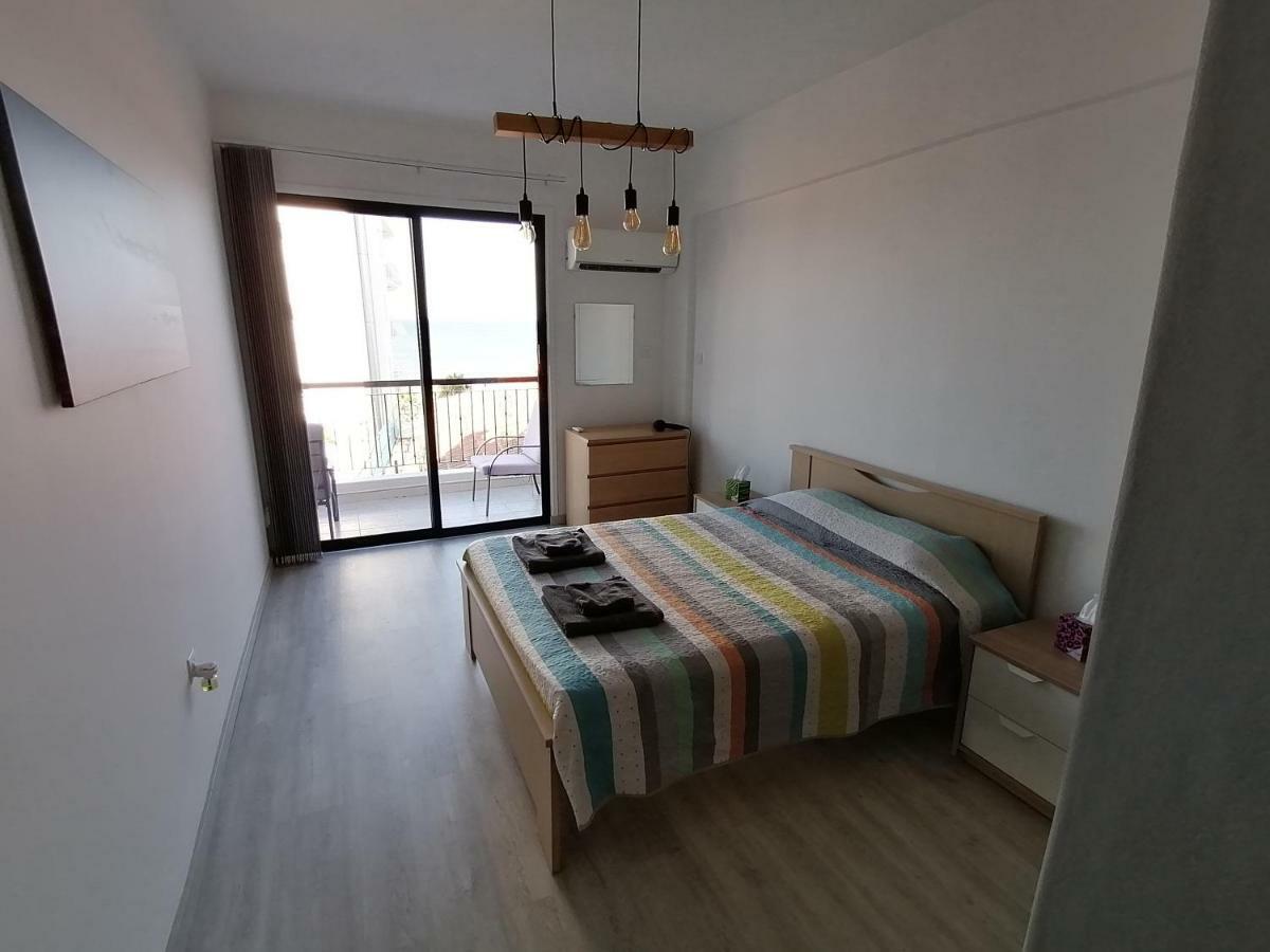 Must Stay - Finikoudes Seaview Larnaca Zewnętrze zdjęcie